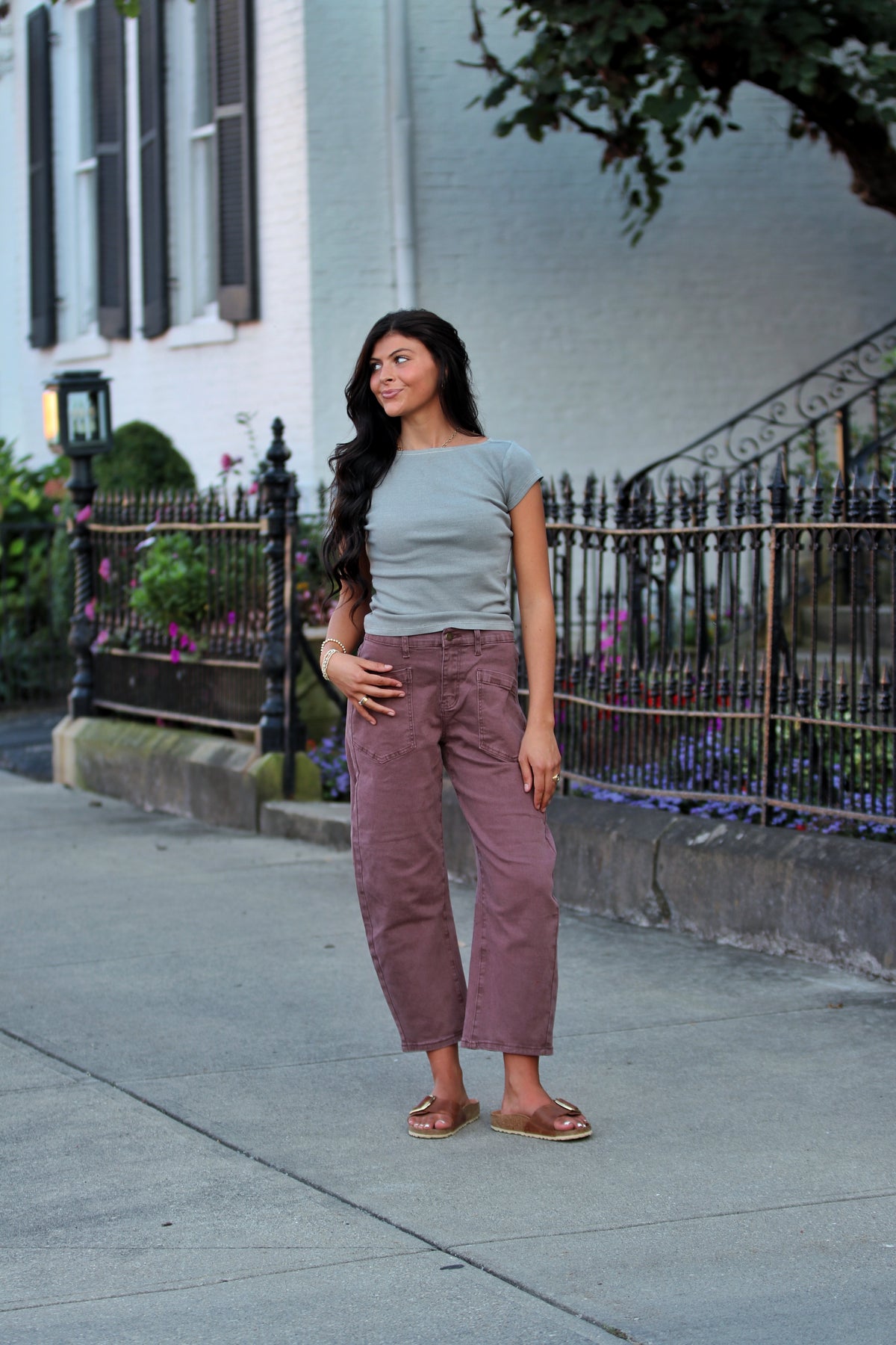 Solid Square Patch Pocket Barrel Jeans